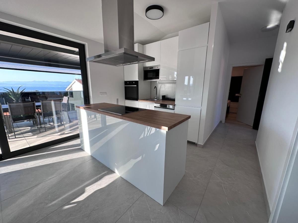 Luxury Apartments Marty Malinska Exterior foto